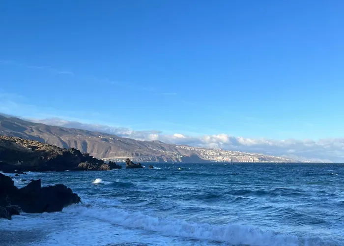 Whispering Tides Holiday home