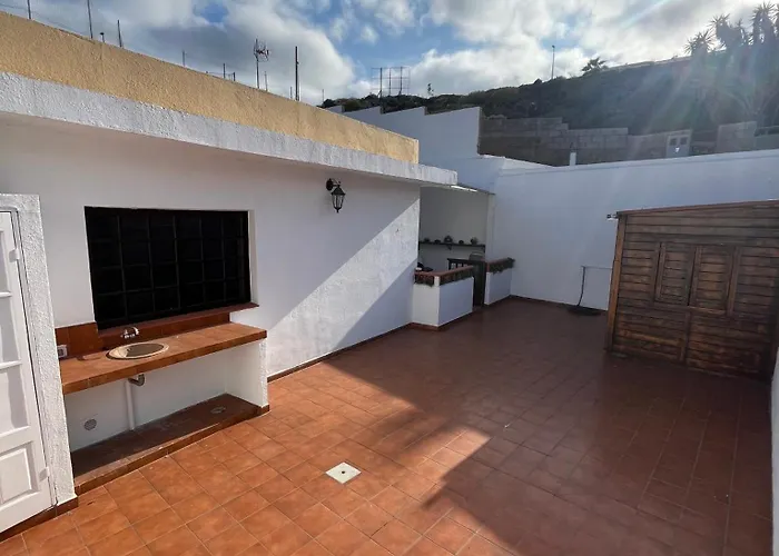 Whispering Tides Holiday home *